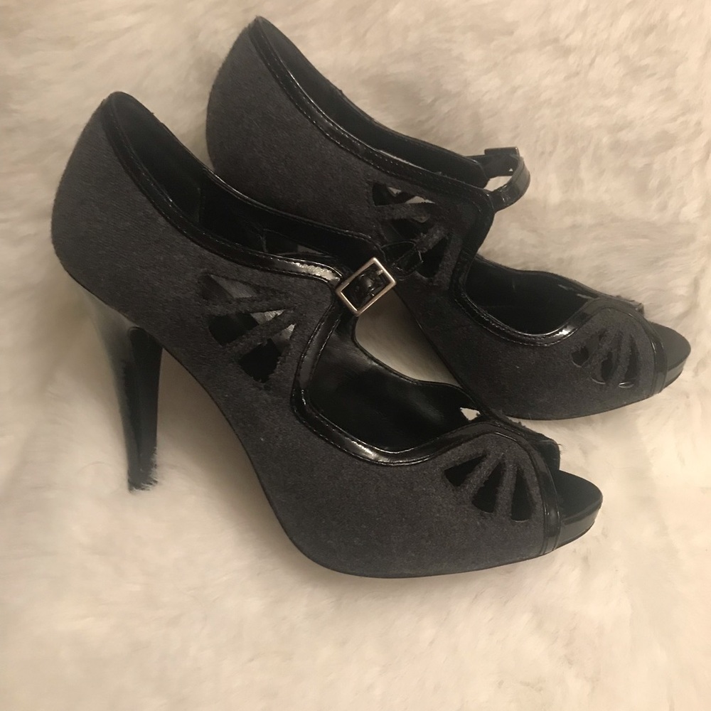 Beautiful Gray Aldo Open Toe Heels